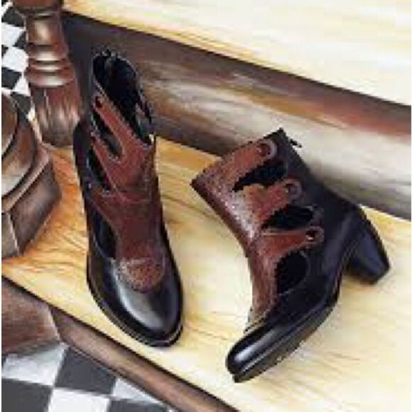 Anthropologie Everybody Chiseled Doily Leather Black Brown Filigree Boot EU 38.5 - Picture 11 of 11